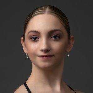 Meet your Posher, Abigail